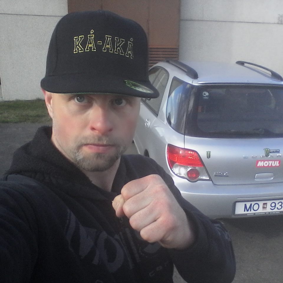 Snapchat stjörnurnar frá Akureyri – Birkir bekkur Snapchat stjörnurnar frá Akureyri – Birkir bekkur