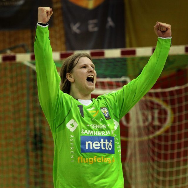 Sveinbjörn Pétursson kallaður inn í landsliðið Sveinbjörn Pétursson kallaður inn í landsliðið