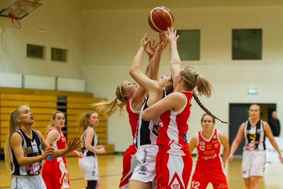 Þórskonur fyrstar til að leggja KR í Vesturbænum