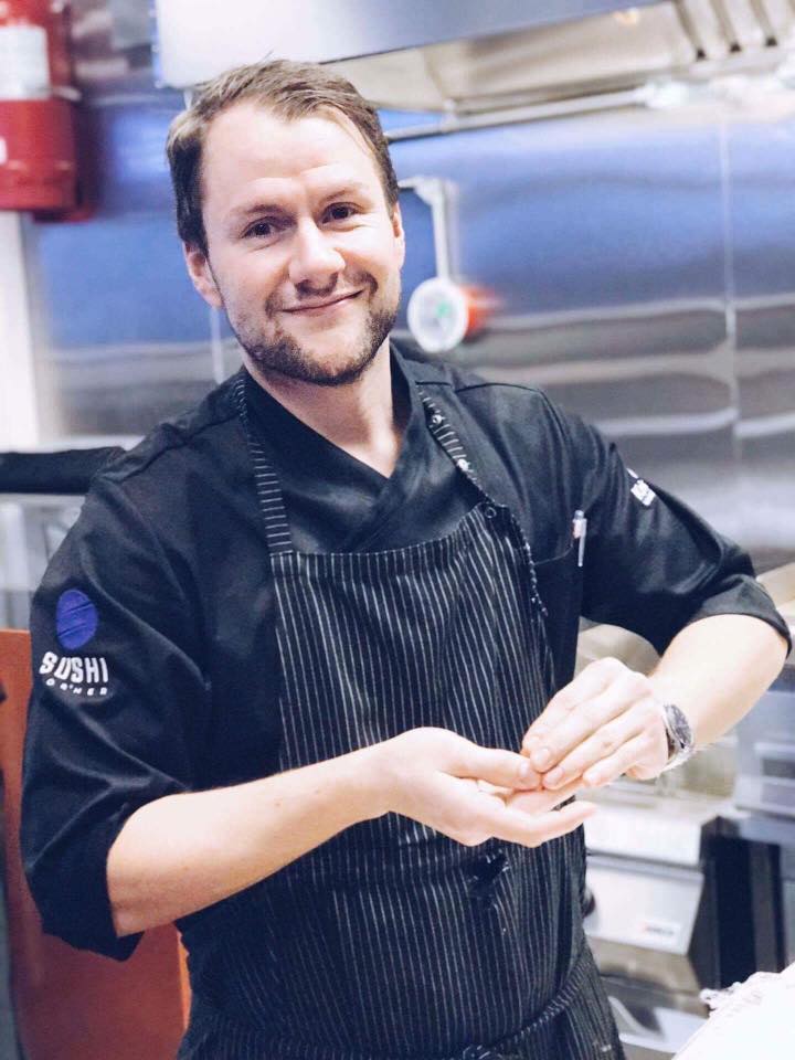 Tveir veitingastaðir opna á Akureyri á morgun Tveir veitingastaðir opna á Akureyri á morgun