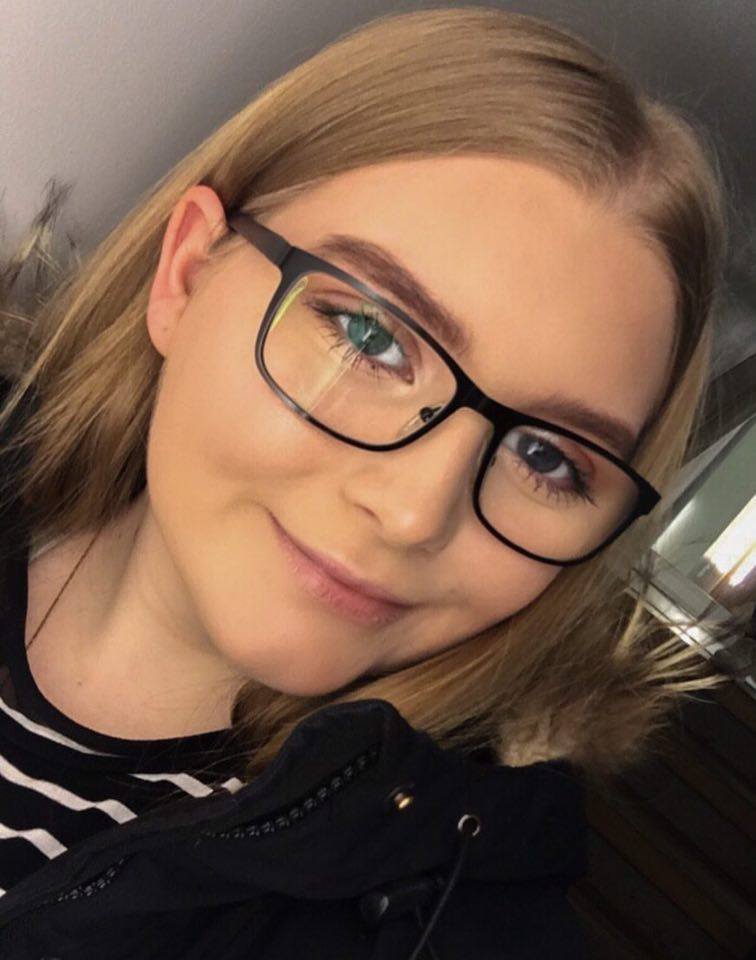 Þarftu alltaf að hafa símann á þér? Þarftu alltaf að hafa símann á þér?