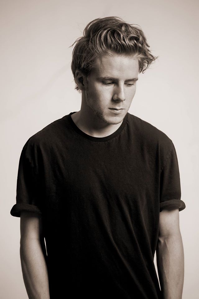 Hákon Guðni gefur út nýtt lag – Myndband Hákon Guðni gefur út nýtt lag – Myndband