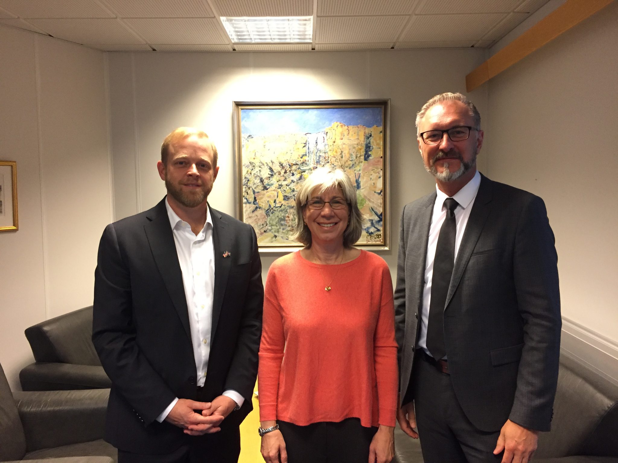 Starfandi sendiherra Bandaríkjanna á ferð um Norðurland