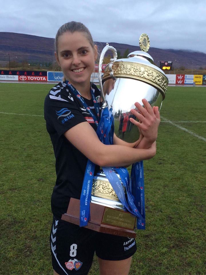 Við erum dætur Akureyrar Við erum dætur Akureyrar