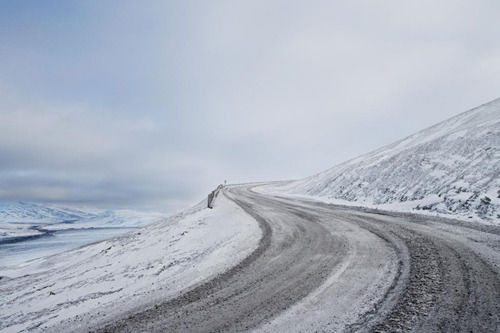 Snjóar til fjalla