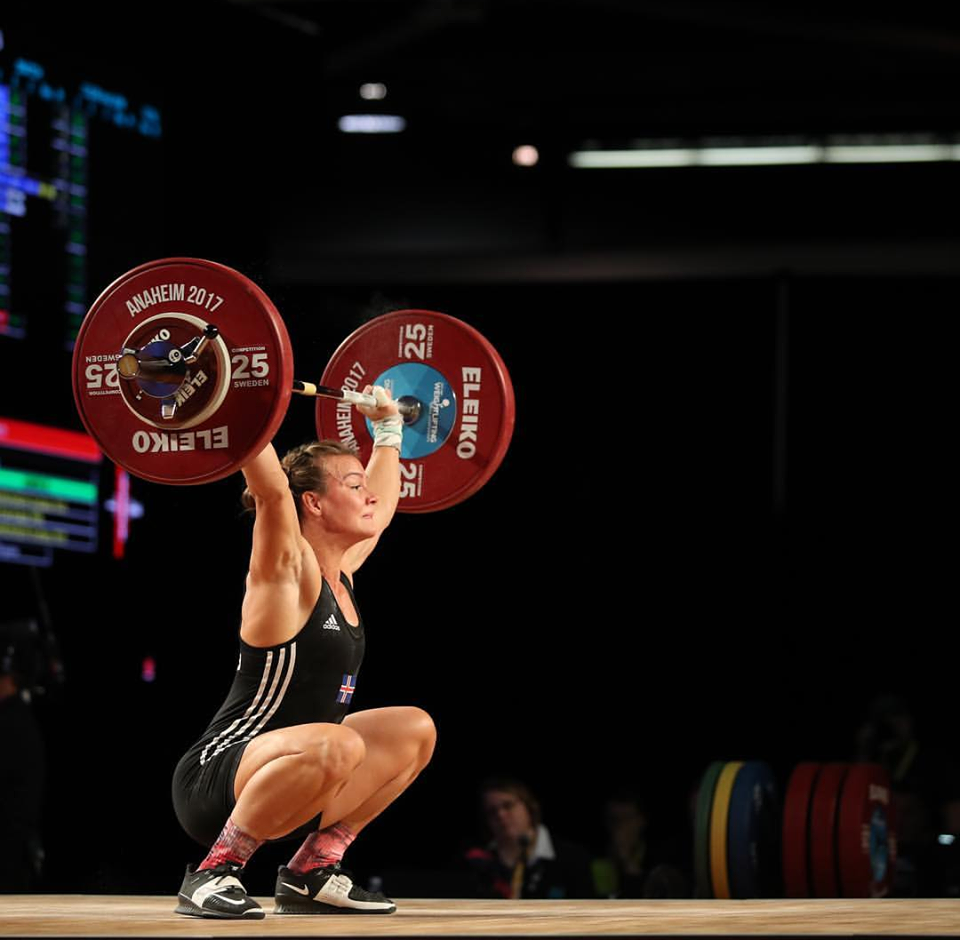 Íþróttakonur- og menn hjá Kraftlyftingarfélagi Akureyrar ná gríðarlegum árangri á mótum erlendis og hérlendis Íþróttakonur- og menn hjá Kraftlyftingarfélagi Akureyrar ná gríðarlegum árangri á mótum erlendis og hérlendis