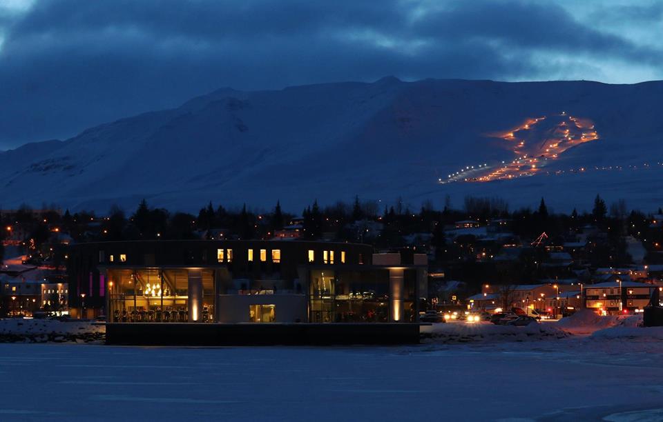 Slysum á Akureyri fjölgar vegna hálku