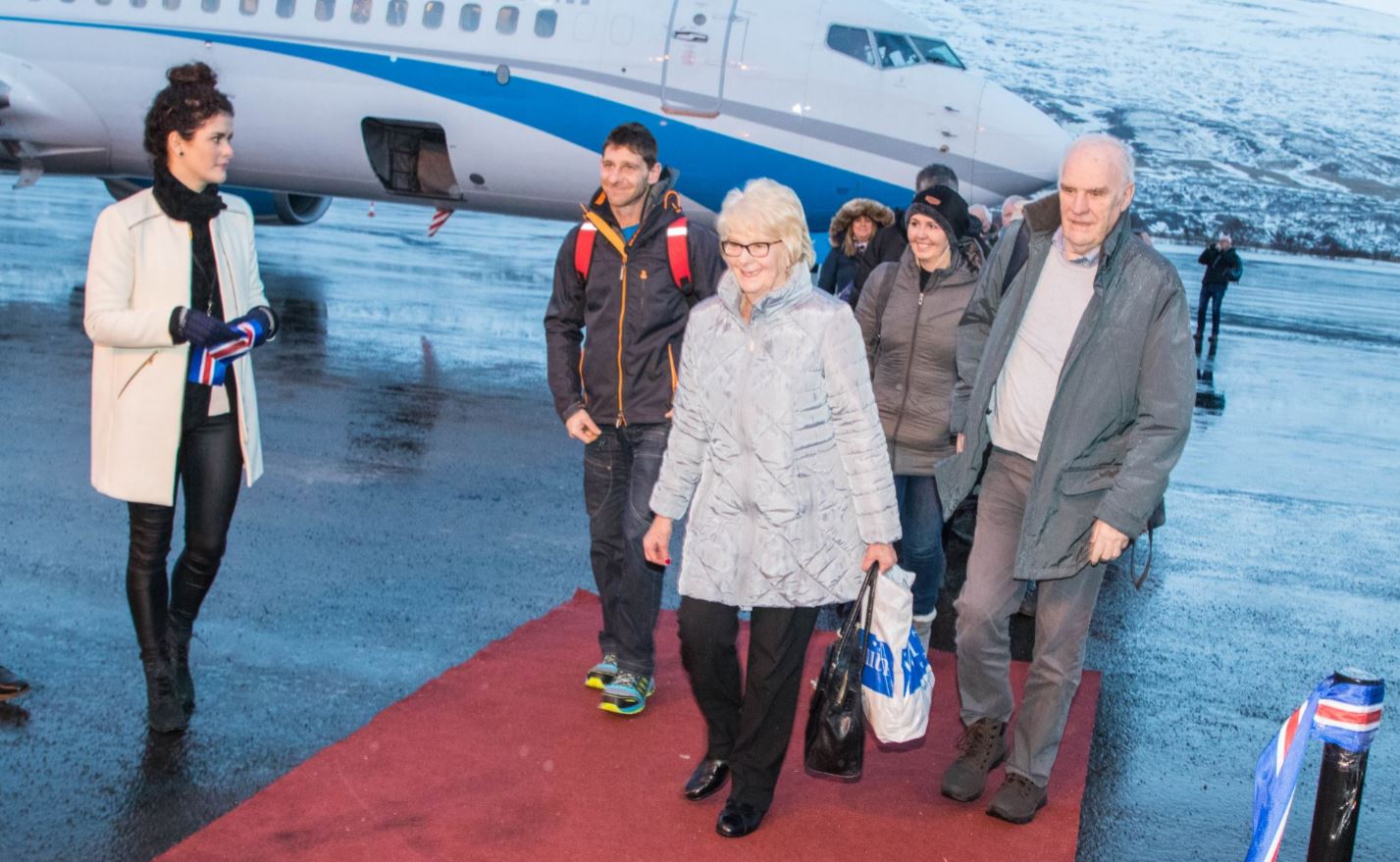 Hvetja yfirvöld til að koma fyrir nauðsynlegum búnaði á Akureyrarflugvelli Hvetja yfirvöld til að koma fyrir nauðsynlegum búnaði á Akureyrarflugvelli