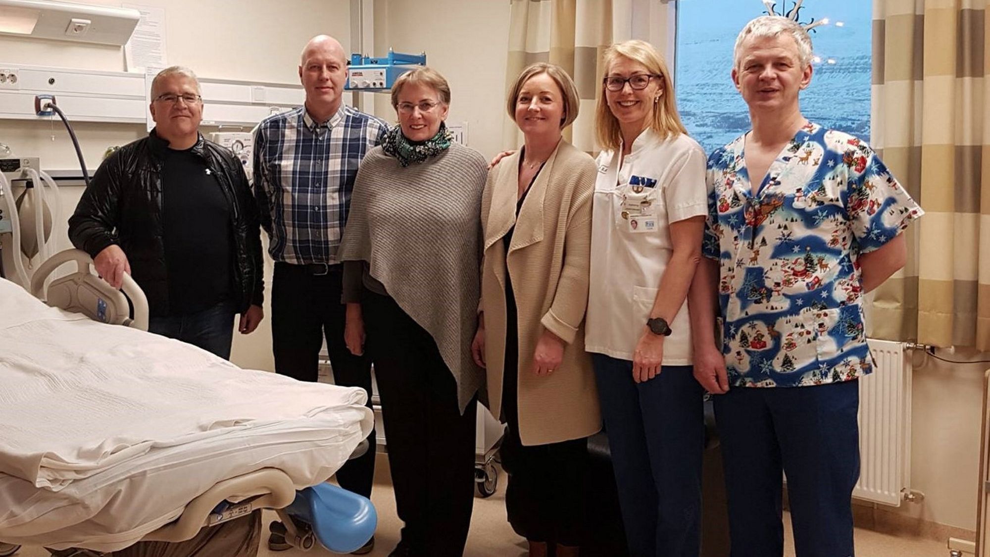 Afhenda sjúkrahúsinu á Akureyri 30 milljóna króna ferðafóstru á laugardaginn Afhenda sjúkrahúsinu á Akureyri 30 milljóna króna ferðafóstru á laugardaginn