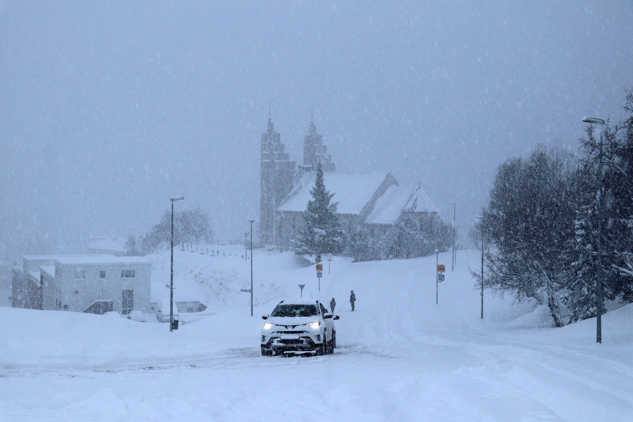 Ófært víða innanbæjar