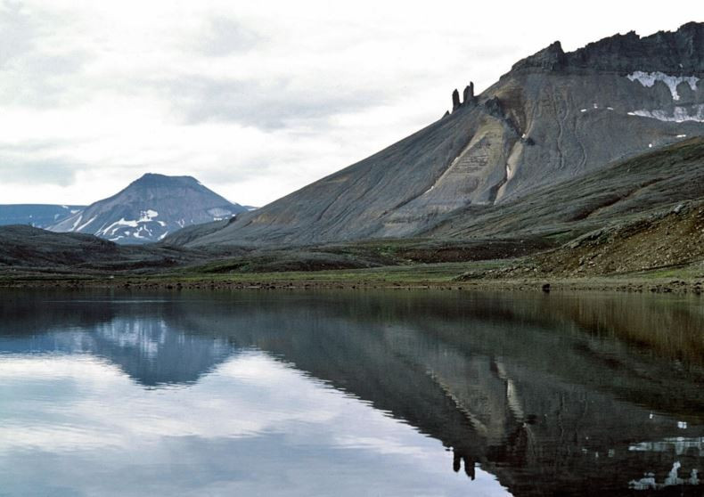 Stjórnunar- og verndaráætlun fyrir fólkvanginn Glerárdal Stjórnunar- og verndaráætlun fyrir fólkvanginn Glerárdal