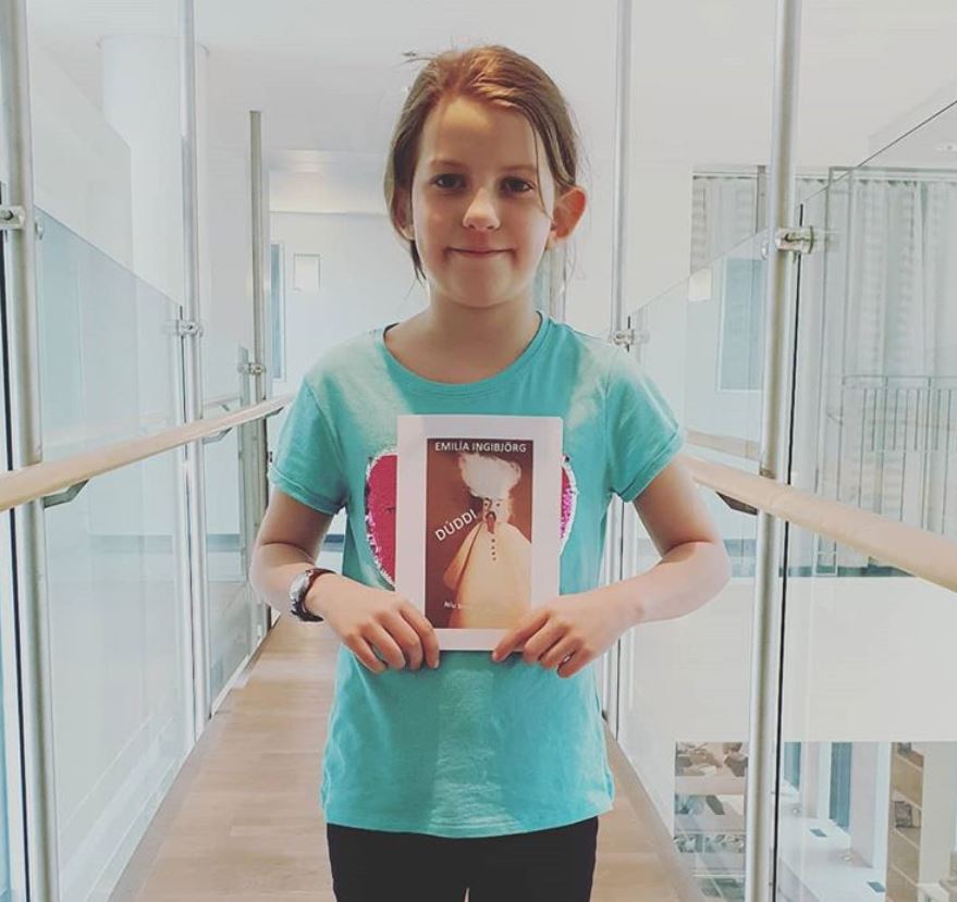 Með yngri rithöfundum Norðurlands gefur út bók Með yngri rithöfundum Norðurlands gefur út bók