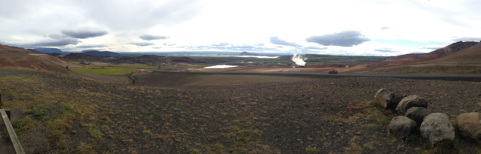 Ungur drengur brenndist í hver í Mývatnssveit