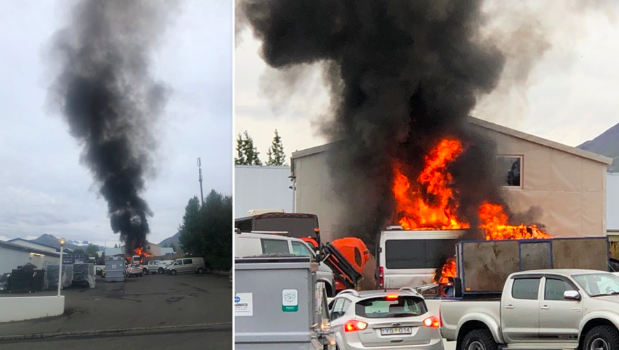 Kviknaði í rútubíl við Fjölnisgötu Kviknaði í rútubíl við Fjölnisgötu