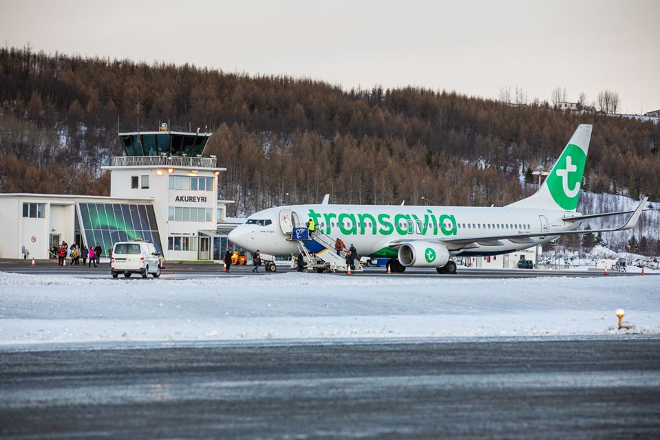 Um 200 millilandaflug um Akureyrarflugvöll árið 2023