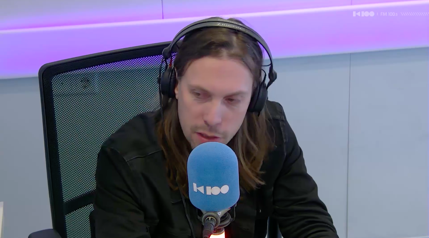 Sendur til skólastjórans eftir að hann skrifaði ritgerð um hvað Akureyringar væri miklir lúserar Sendur til skólastjórans eftir að hann skrifaði ritgerð um hvað Akureyringar væri miklir lúserar