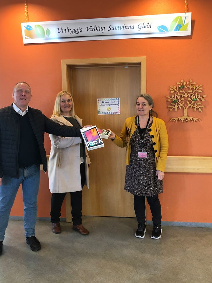 Færðu öldrunarheimilunum spjaldtölvur að gjöf