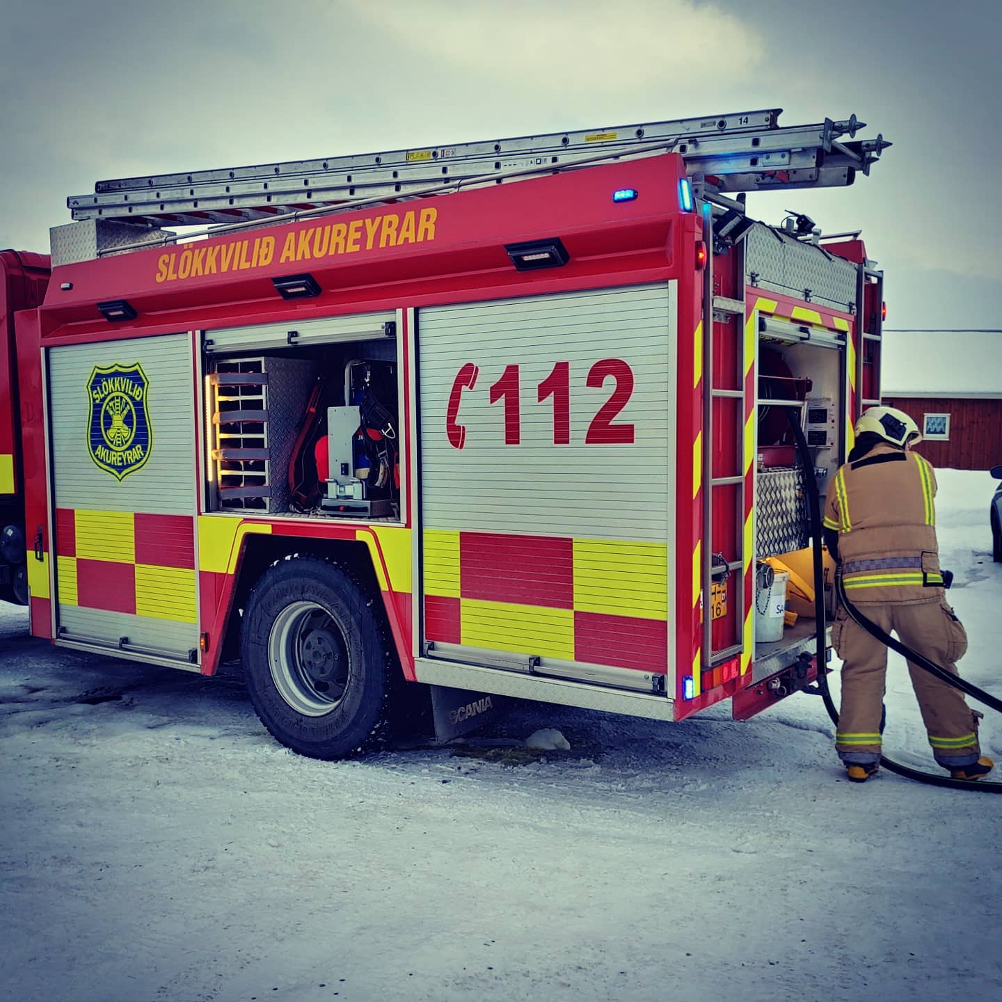 Tvö útköll á sjö mínútum hjá Slökkviliði Akureyrar Tvö útköll á sjö mínútum hjá Slökkviliði Akureyrar