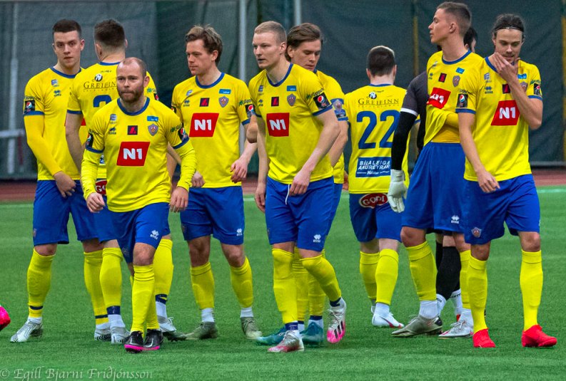 Öruggur sigur KA sem fer á toppinn Öruggur sigur KA sem fer á toppinn