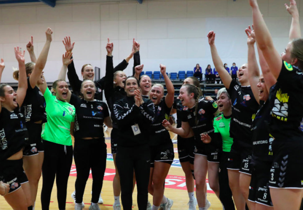 KA/Þór í úrslit eftir ótrúlegan sigur KA/Þór í úrslit eftir ótrúlegan sigur