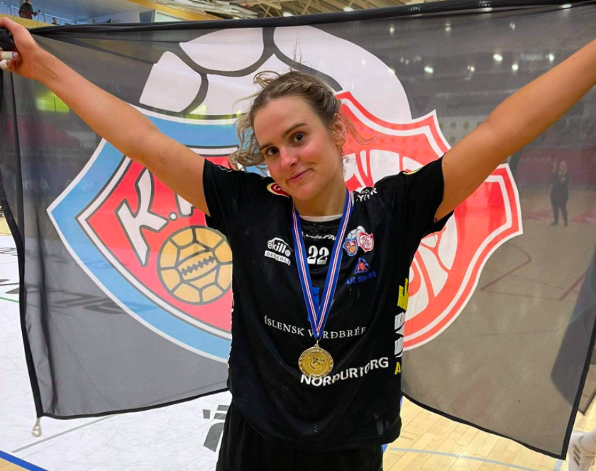 Ásdís í skýjunum eftir ótrúlegan vetur: „Það er búið að vera svo gaman hjá okkur“ Ásdís í skýjunum eftir ótrúlegan vetur: „Það er búið að vera svo gaman hjá okkur“