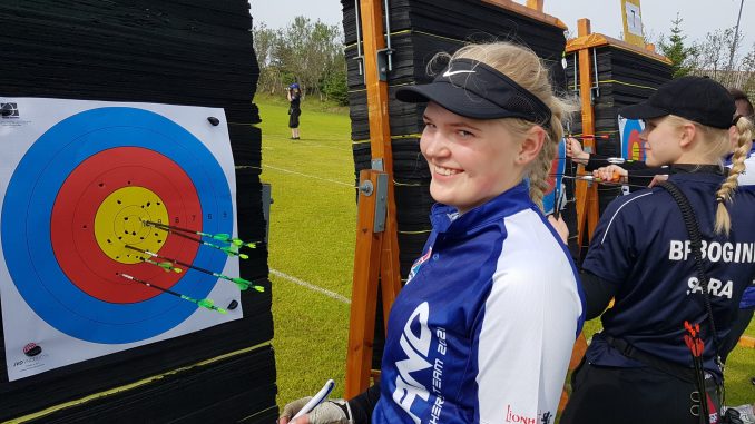 Anna María vann titilinn í trissuboga og sló Íslandsmet Anna María vann titilinn í trissuboga og sló Íslandsmet