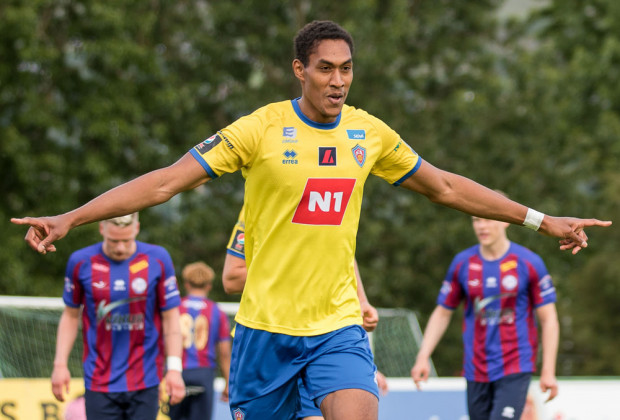 Mikkel Qvist leysir Brynjar af hjá KA