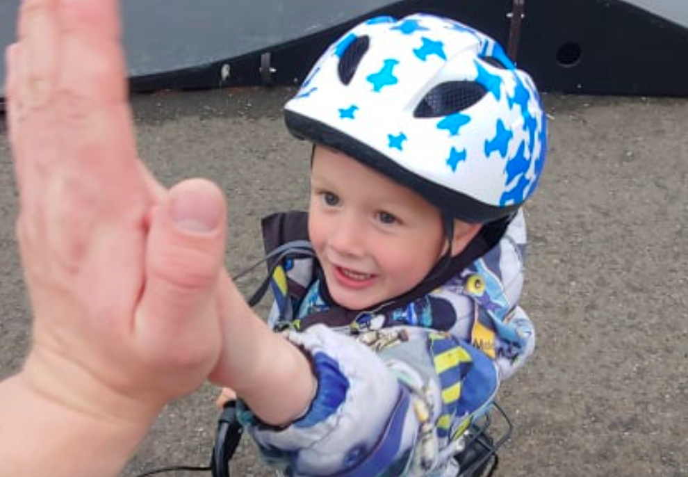 Samhjól á Akureyri til styrktar Rúnari Berg og fjölskyldu Samhjól á Akureyri til styrktar Rúnari Berg og fjölskyldu