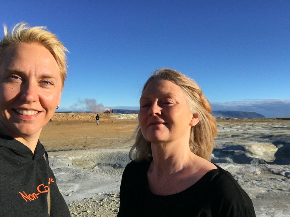 Arna Vals og Raisa Foster sýna í Finnlandi Arna Vals og Raisa Foster sýna í Finnlandi