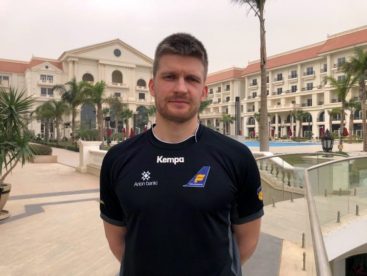 Oddur spilar líklega ekki á þessu ári Oddur spilar líklega ekki á þessu ári