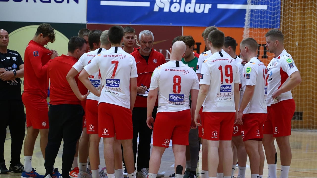 Segir að bæjarfulltrúar hafi beðið Þór um að leggja niður handbolta