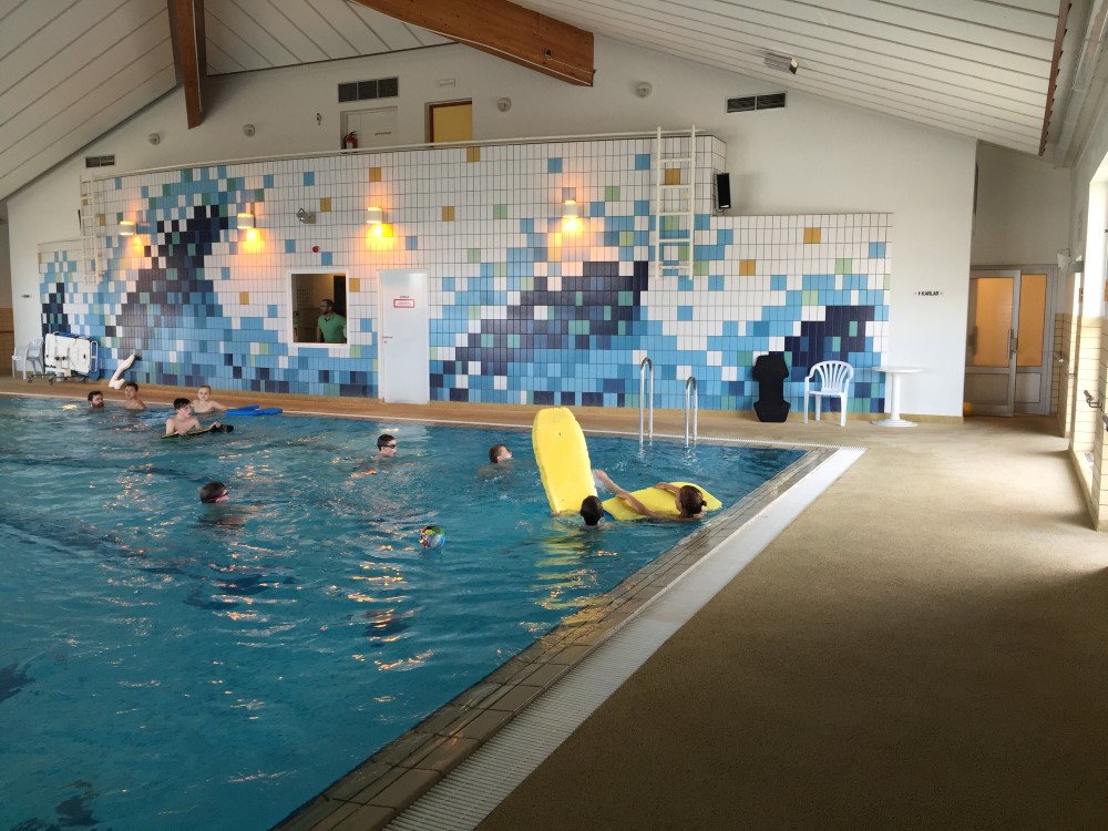 Tillaga um lokun aðgengis almennings að Glerárlaug Tillaga um lokun aðgengis almennings að Glerárlaug