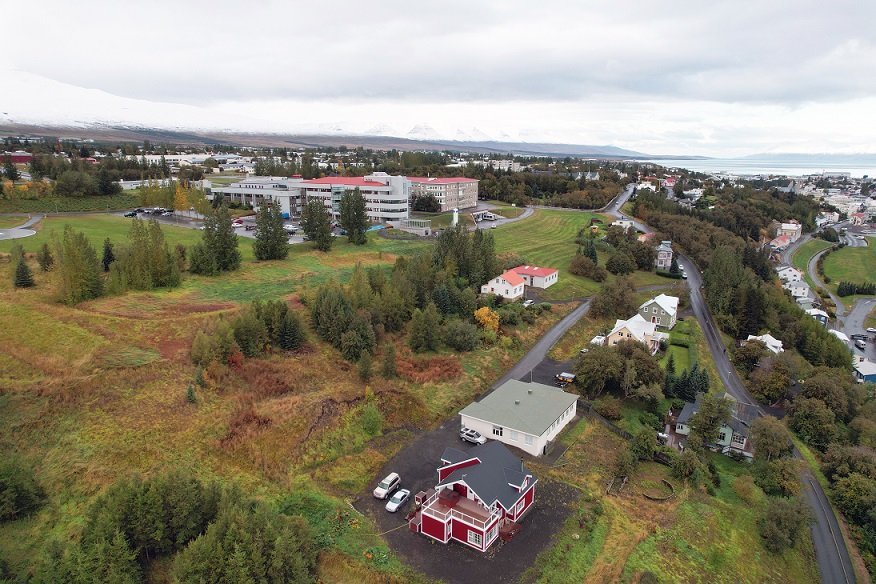 113 ábendingar við skipulagslýsingu við Spítalaveg og Tónatröð 113 ábendingar við skipulagslýsingu við Spítalaveg og Tónatröð