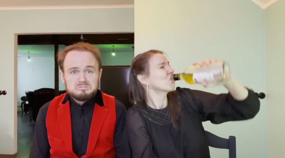 Vandræðaskáld fara yfir árið 2021: „Höfðum meiri áhyggjur af lausagöngu katta“ Vandræðaskáld fara yfir árið 2021: „Höfðum meiri áhyggjur af lausagöngu katta“