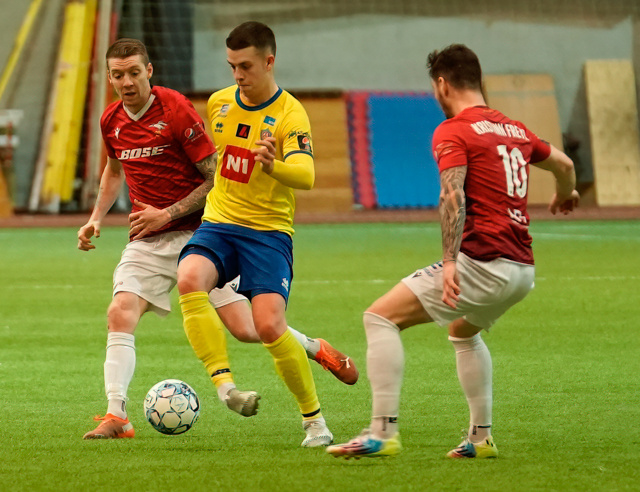 Sjáðu magnað mark Sveins Margeirs