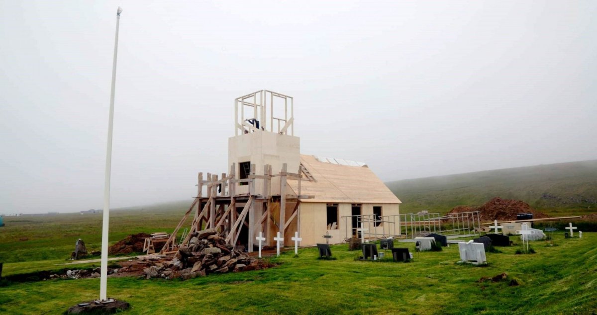 Smíði nýrrar kirkju í Grímsey gengur vel