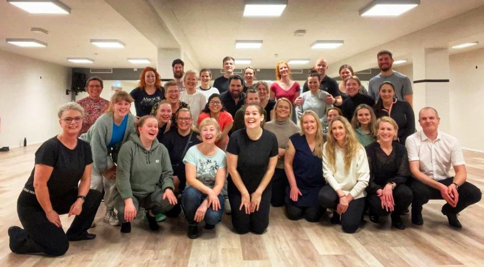 Salsa sveifla á Akureyri Salsa sveifla á Akureyri