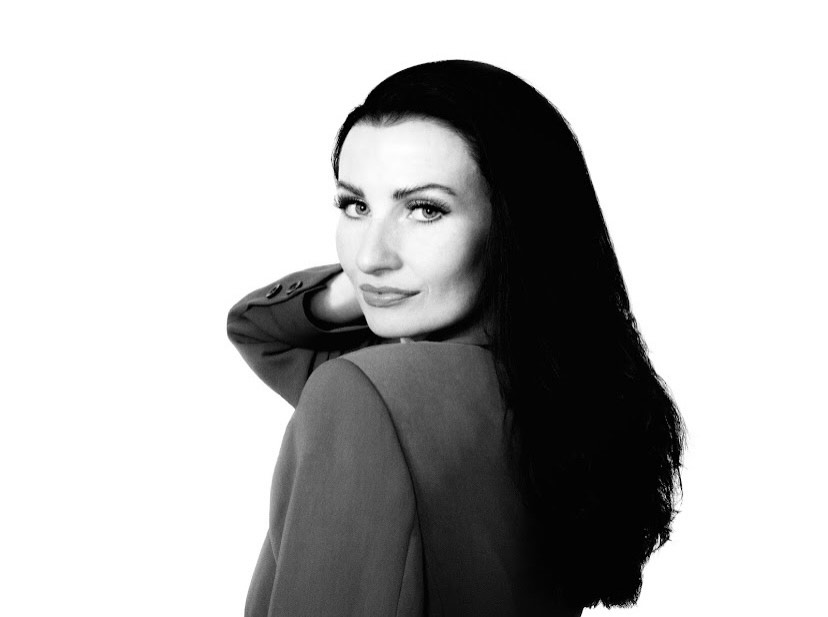 Sólveig Lea gefur út lagið Skylines Sólveig Lea gefur út lagið Skylines