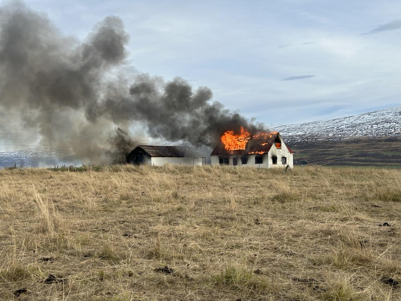 Slökkviliðsæfing á Krossanesi (MYNDIR)