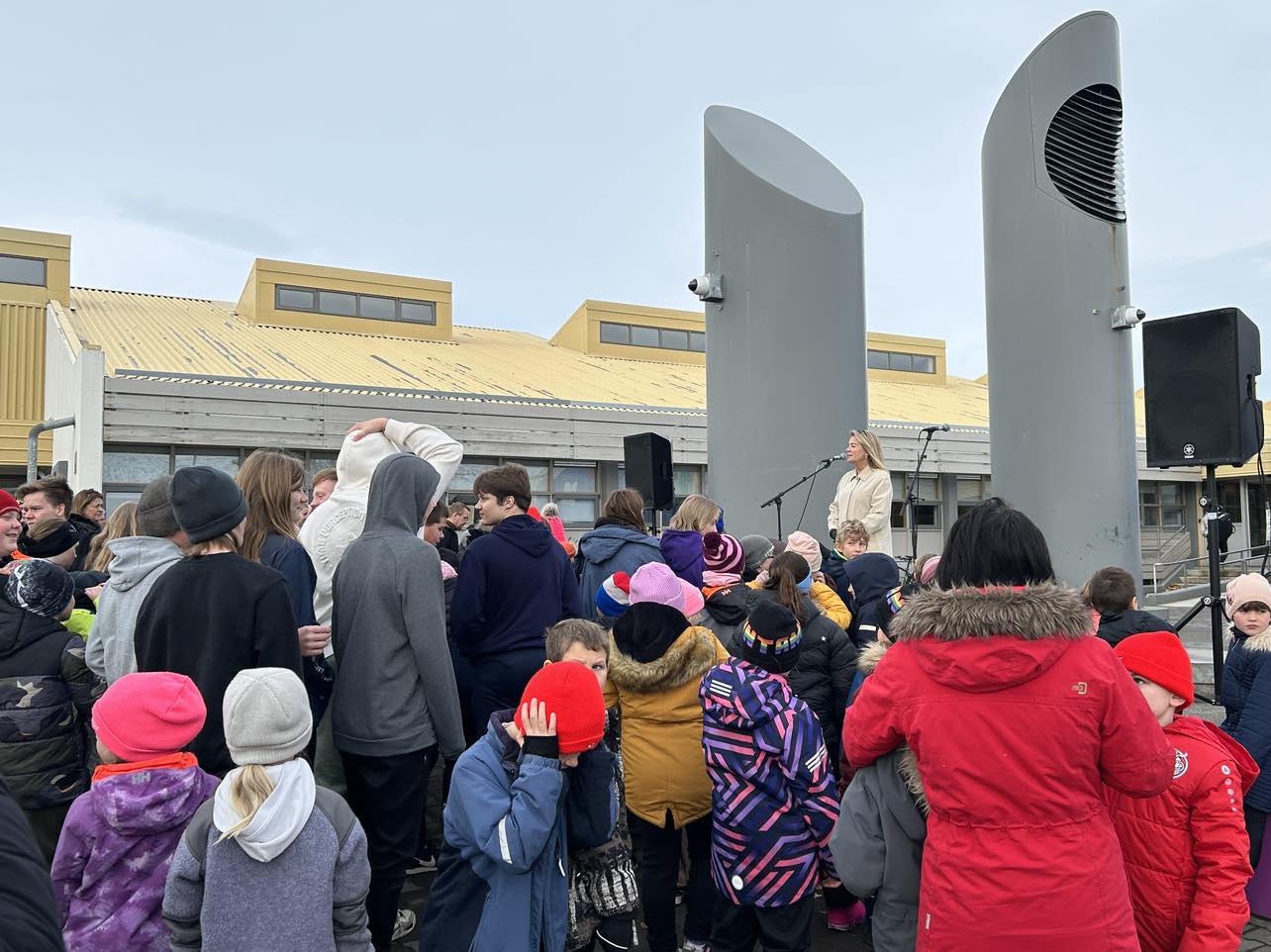 Síðuskóli vígir glæsilega nýja skólalóð