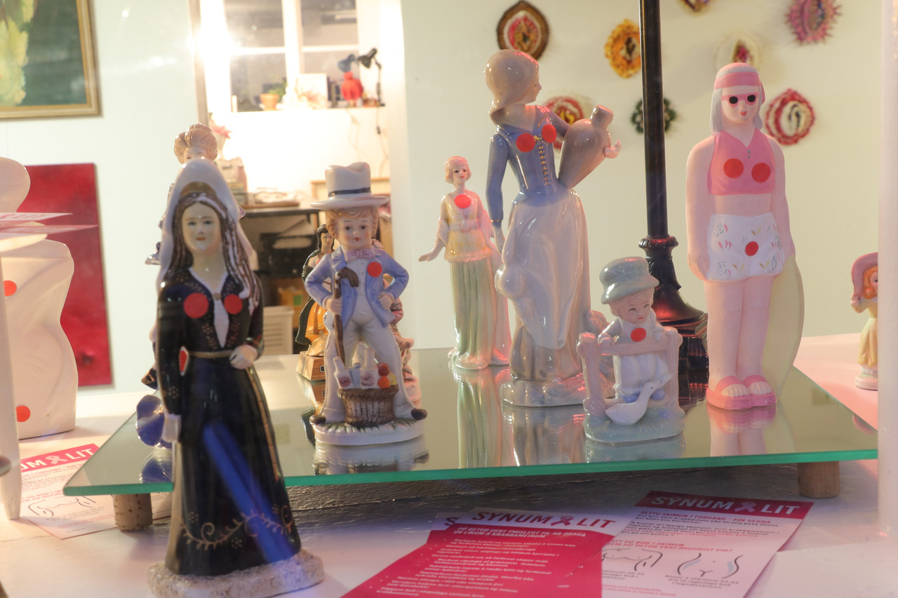 100 konur og 1 karl í Hafnarstræti 100 konur og 1 karl í Hafnarstræti