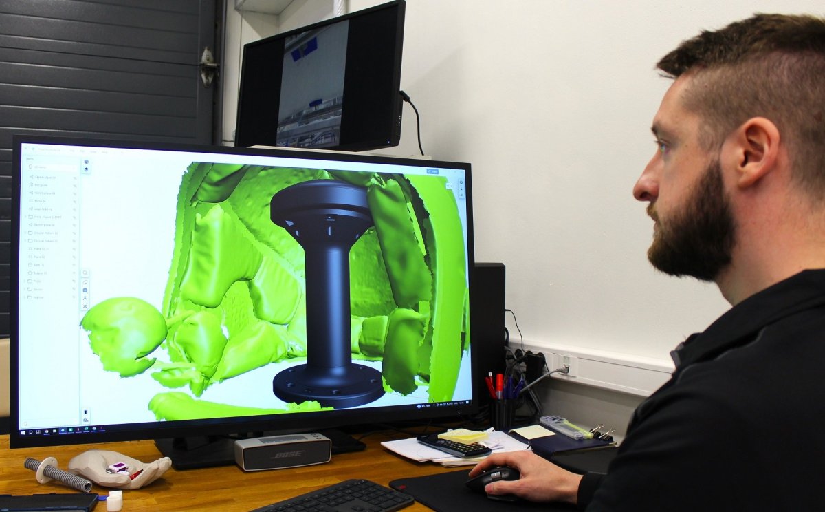 Hátæknibúnaður sem prentar út í plasti og málmi tekinn í notkun hjá N.Hansen á Akureyri Hátæknibúnaður sem prentar út í plasti og málmi tekinn í notkun hjá N.Hansen á Akureyri