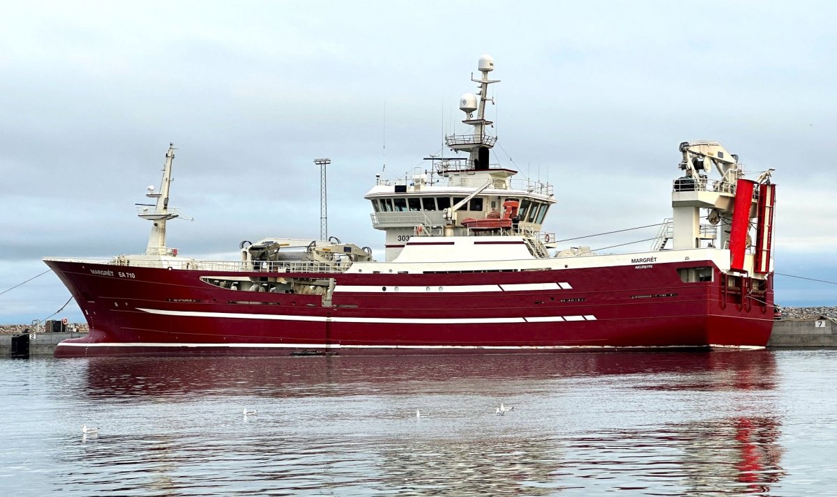 Margrét EA máluð í litum Samherja Margrét EA máluð í litum Samherja