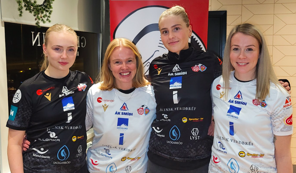 Sandra María áfram hjá Þór/KA – Þrjár til viðbótar framlengja samninga sína Sandra María áfram hjá Þór/KA – Þrjár til viðbótar framlengja samninga sína
