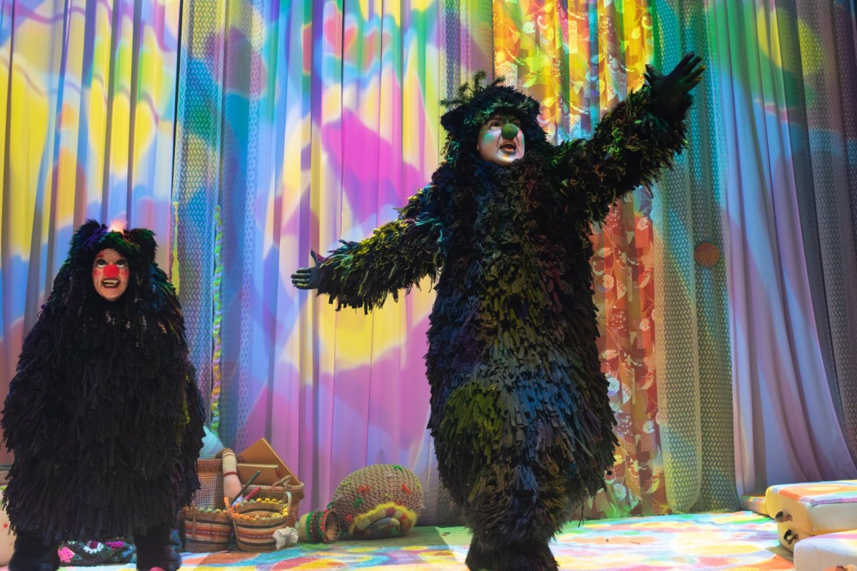 Verkið um Litla skrímslið og stóra skrímslið verður sýnt um páskana Verkið um Litla skrímslið og stóra skrímslið verður sýnt um páskana