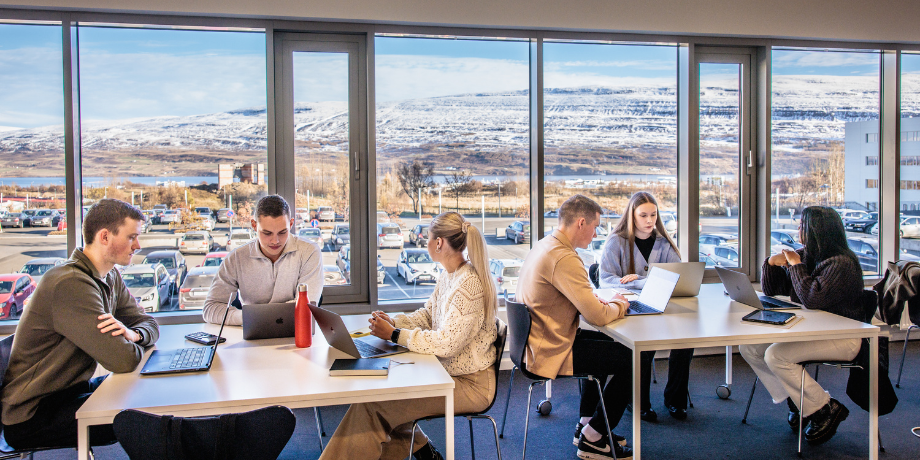 Umsóknum við Háskólann á Akureyri fjölgar um 20 prósent á tveimur árum Umsóknum við Háskólann á Akureyri fjölgar um 20 prósent á tveimur árum