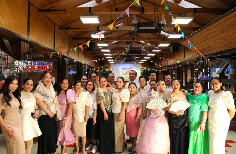 Vel heppnað filippseyskt matar- og skemmtikvöld hjá starfsmannafélagi Útgerðarfélags Akureyringa Vel heppnað filippseyskt matar- og skemmtikvöld hjá starfsmannafélagi Útgerðarfélags Akureyringa