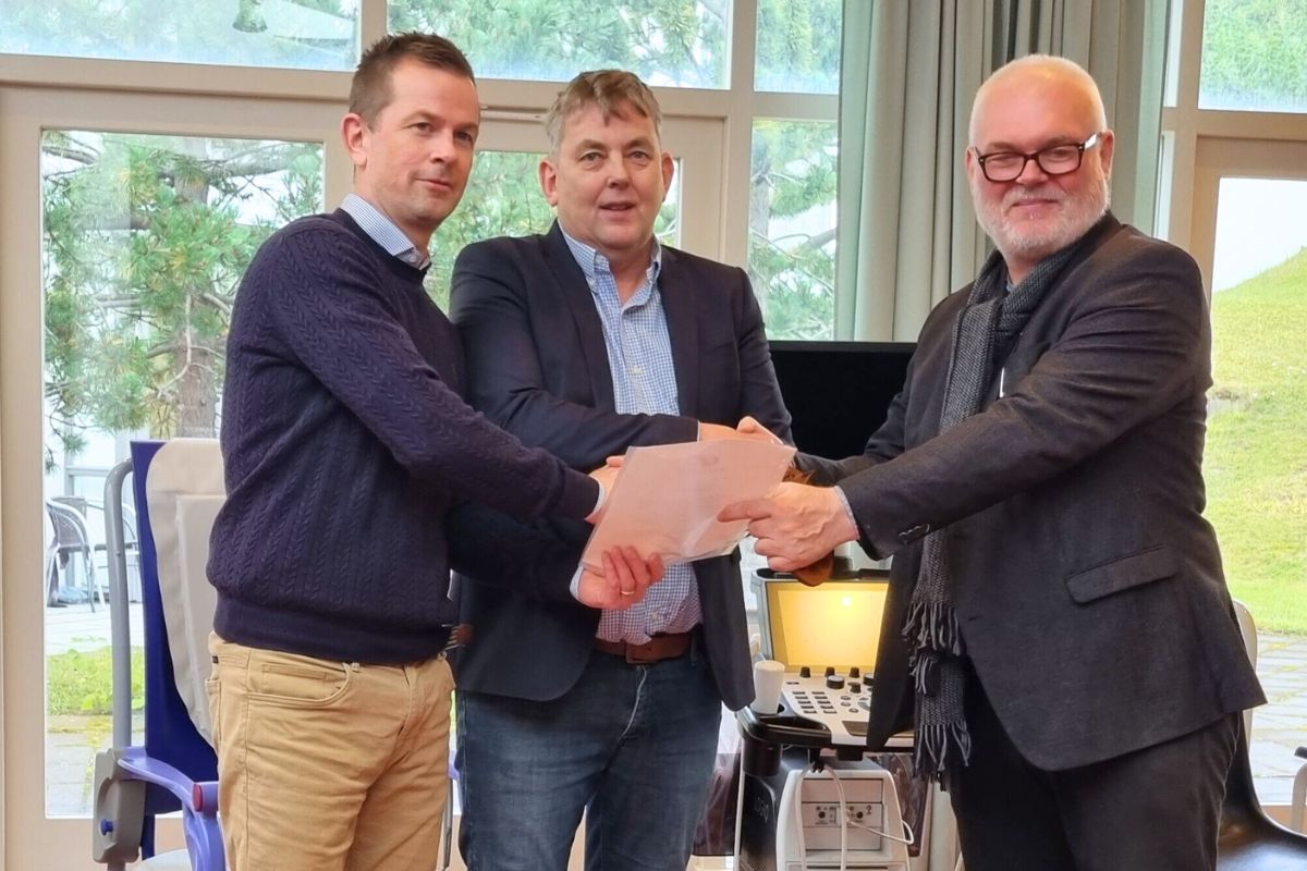 Framsýn færir Styrktarfélagi HSN í Þingeyjarsýslum 15 milljóna króna gjöf Framsýn færir Styrktarfélagi HSN í Þingeyjarsýslum 15 milljóna króna gjöf