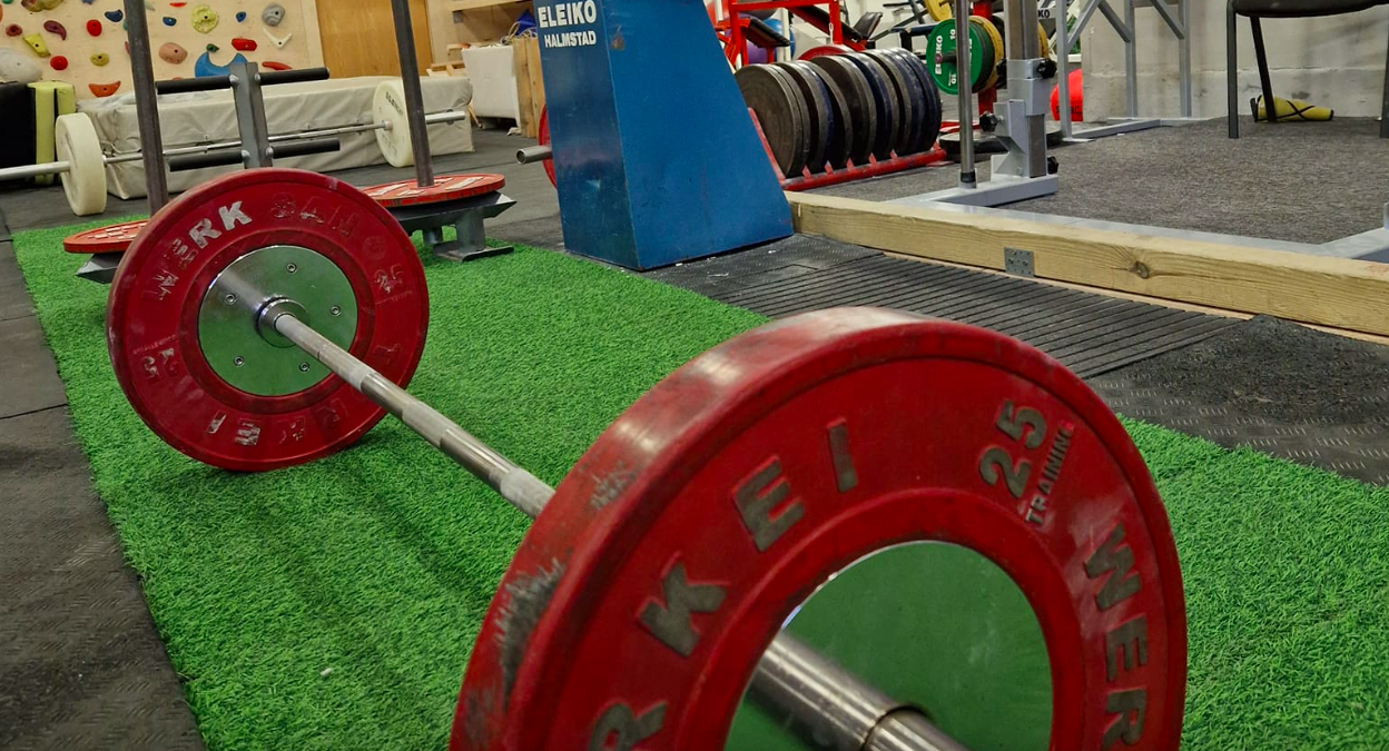 Grétar Skúli í átta mánaða bann vegna ofbeldis, ógnandi hegðunar og óviðeigandi ummæla Grétar Skúli í átta mánaða bann vegna ofbeldis, ógnandi hegðunar og óviðeigandi ummæla