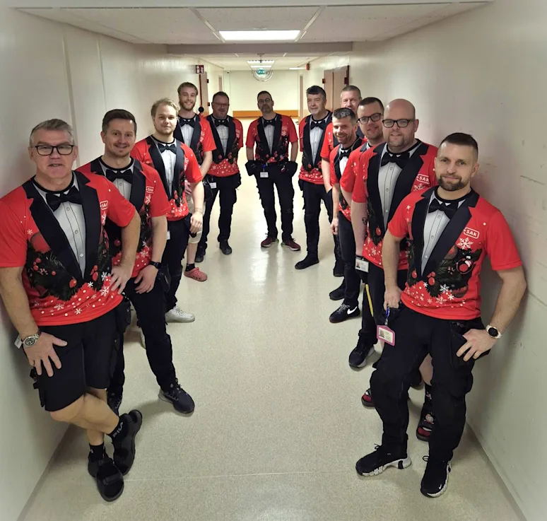 Varasöm piparkökuuppskrift prýðir bakhlið treyjanna Varasöm piparkökuuppskrift prýðir bakhlið treyjanna